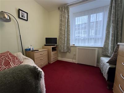 BEDROM TWO